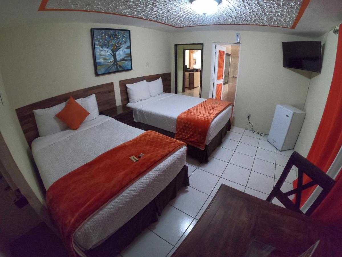 Hotel Don Felipe グアテマラシティ エクステリア 写真